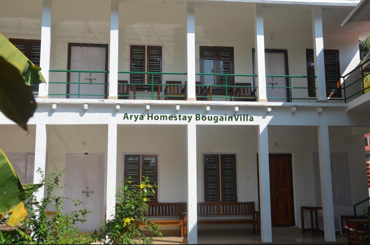 Arya Homestay Bougain Villa Гокарна Экстерьер фото